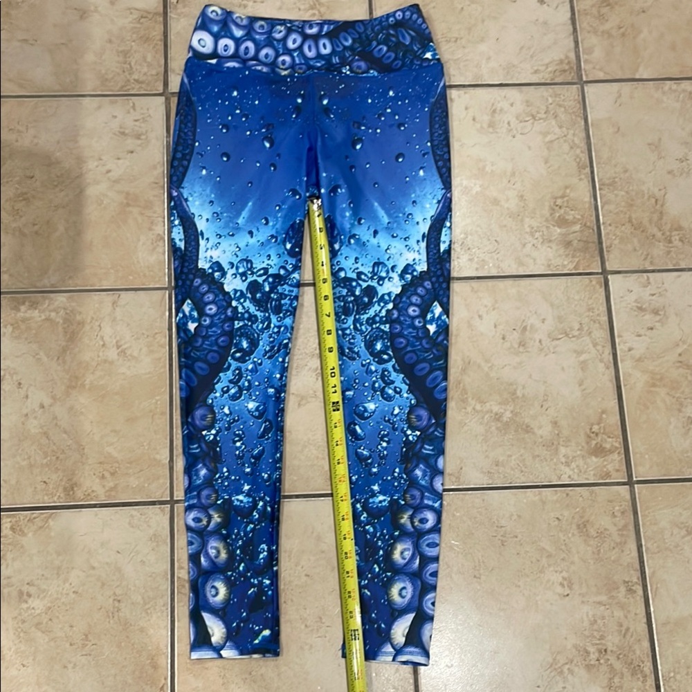 Blue Ocean-Themed Octopus Leggings